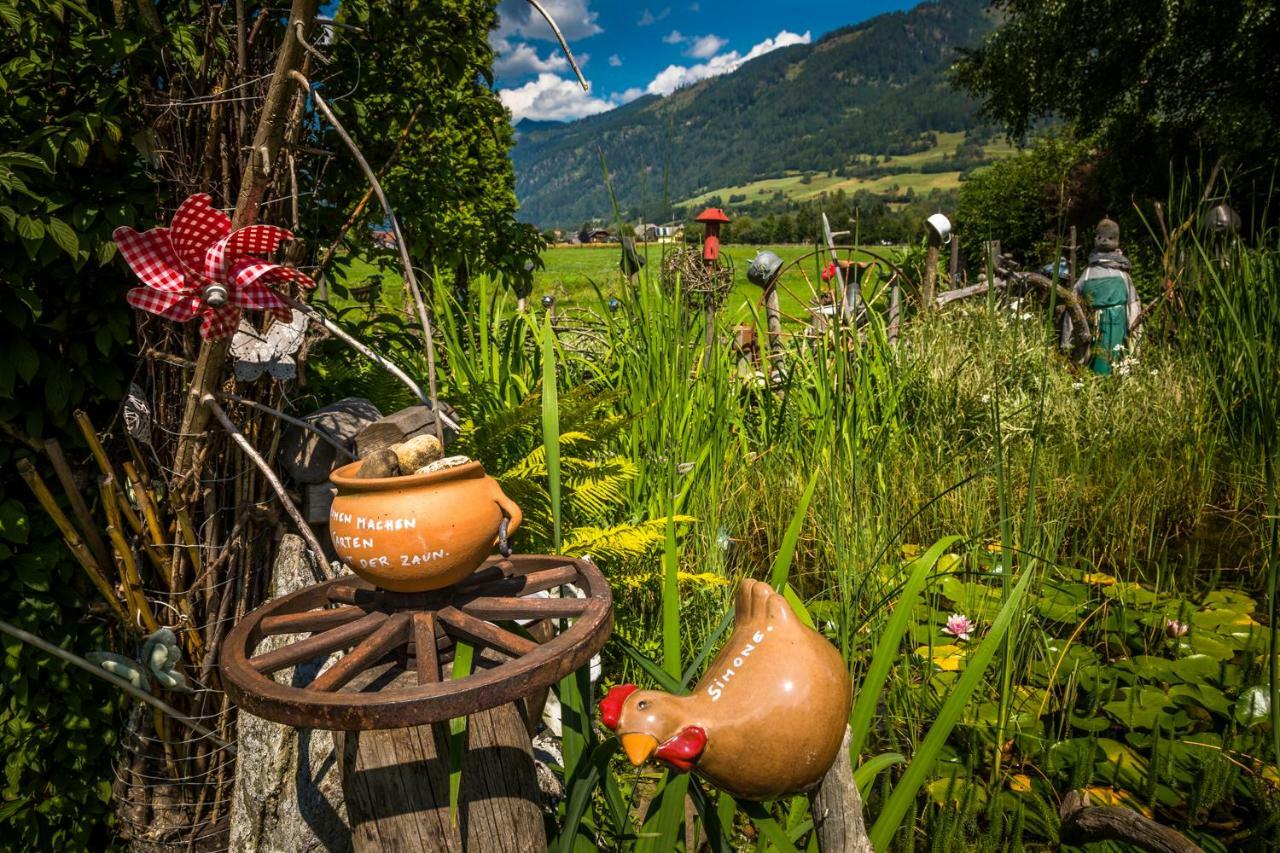 Urbangut Farm stay *